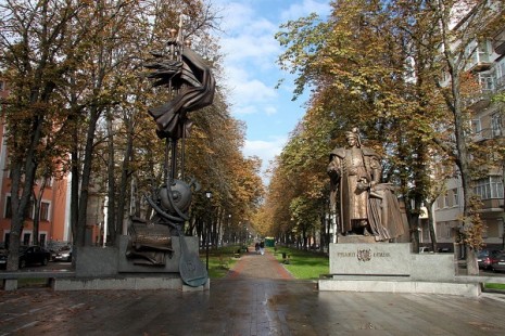 Пам'ятник Орлику у Києві
